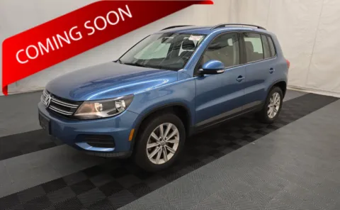 Blue 2018 Volkswagen Tiguan Limited 2.0T for sale in Columbus, OH