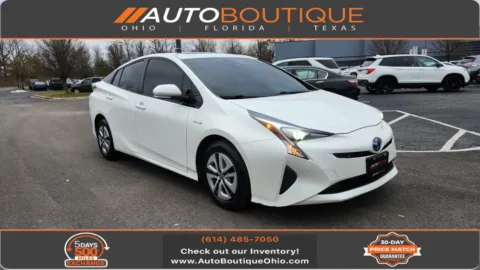 White 2017 Toyota Prius Four for sale in Columbus, OH