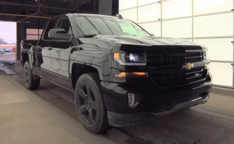 Another view of 2018 Chevrolet Silverado 1500 LT for sale in Columbus, OH at Auto Boutique Ohio