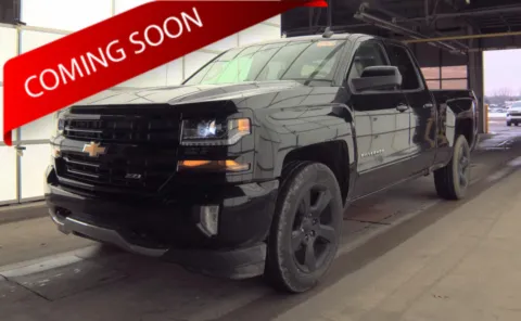 Black 2018 Chevrolet Silverado 1500 LT for sale in Columbus, OH