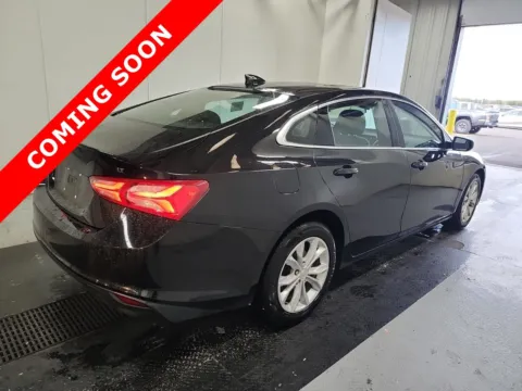 More photos of 2022 Chevrolet Malibu LT at Auto Boutique Ohio, OH
