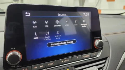 More photos of 2022 Nissan Altima 2.5 SR at Auto Boutique Ohio, OH