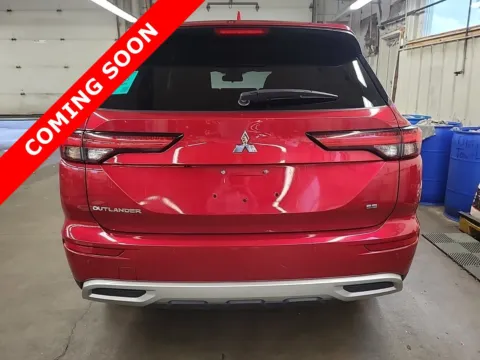 More photos of 2023 Mitsubishi Outlander SE at Auto Boutique Ohio, OH