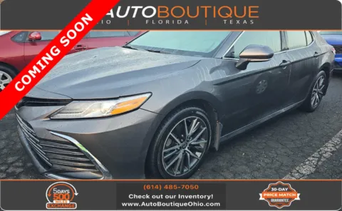 Gray 2021 Toyota Camry XLE for sale in Columbus, OH