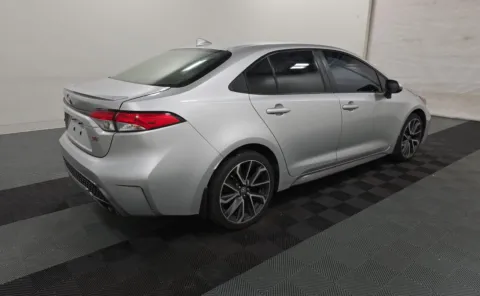 More photos of 2020 Toyota Corolla SE at Auto Boutique Ohio, OH