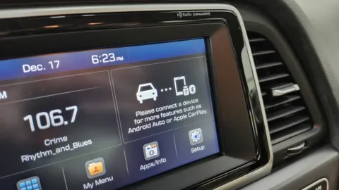 More photos of 2018 Hyundai Sonata SEL at Auto Boutique Ohio, OH