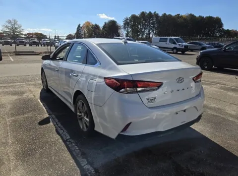 More photos of 2018 Hyundai Sonata SEL at Auto Boutique Ohio, OH