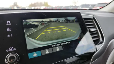 More photos of 2022 Honda Pilot Special Edition at Auto Boutique Ohio, OH