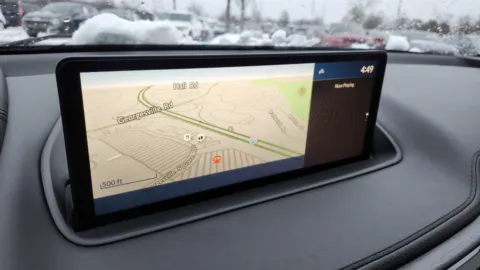 More photos of 2022 Acura MDX w/Advance Package at Auto Boutique Ohio, OH