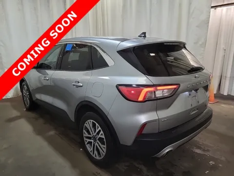 More photos of 2022 Ford Escape SEL Hybrid at Auto Boutique Ohio, OH