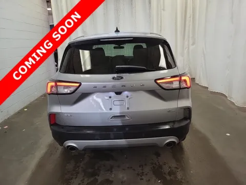 More photos of 2022 Ford Escape SEL Hybrid at Auto Boutique Ohio, OH