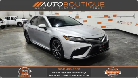 Silver 2021 Toyota Camry SE for sale in Columbus, OH