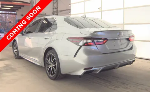 More photos of 2021 Toyota Camry SE at Auto Boutique Ohio, OH