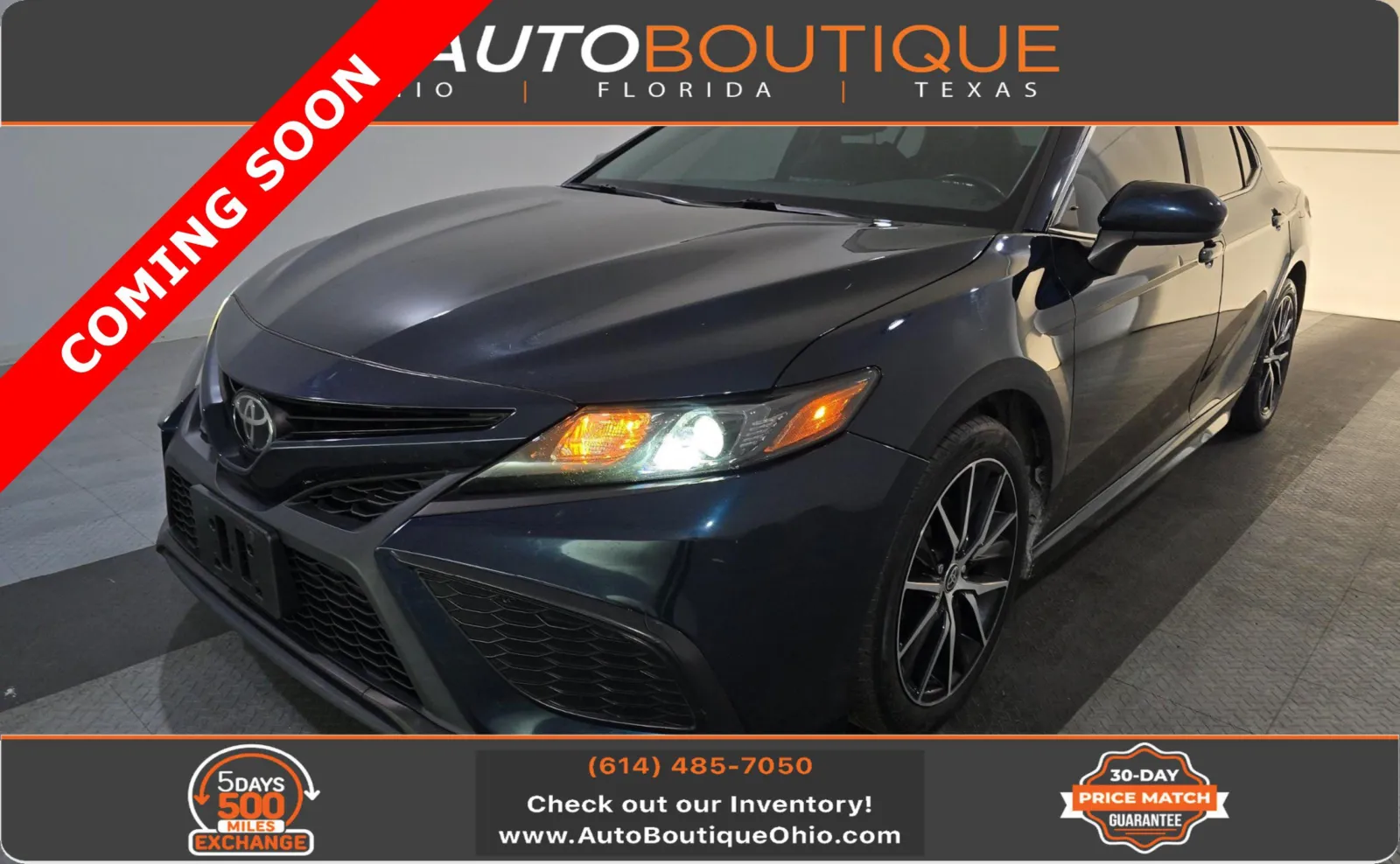 Blue 2021 Toyota Camry SE for sale in Columbus, OH
