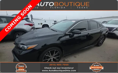 Black 2022 Toyota Camry SE for sale in Columbus, OH