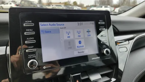 More photos of 2022 Toyota Camry SE at Auto Boutique Ohio, OH