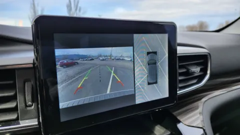 More photos of 2023 Ford Explorer Limited at Auto Boutique Ohio, OH