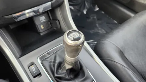 More photos of 2013 Honda Accord Cpe EX-L at Auto Boutique Ohio, OH