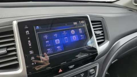 More photos of 2018 Honda Pilot EX-L at Auto Boutique Ohio, OH