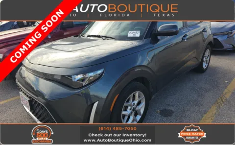 Gray 2024 Kia Soul LX for sale in Columbus, OH