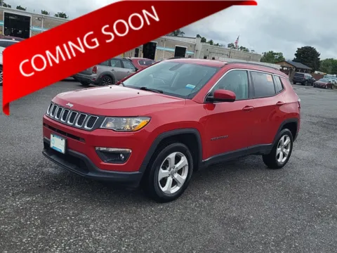 Red 2018 Jeep Compass Latitude for sale in Columbus, OH