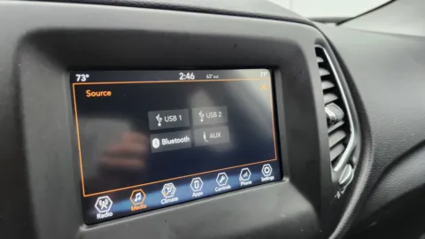 More photos of 2018 Jeep Compass Latitude at Auto Boutique Ohio, OH