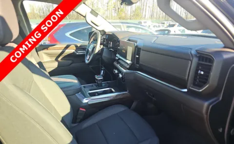 More photos of 2024 GMC Sierra 1500 Elevation at Auto Boutique Ohio, OH