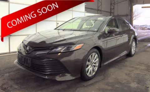 Brown 2018 Toyota Camry LE for sale in Columbus, OH