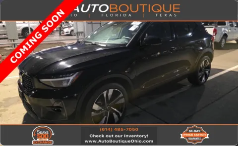 Black 2025 Volvo XC40 Plus Dark Theme for sale in Columbus, OH