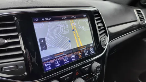 More photos of 2019 Jeep Grand Cherokee Limited at Auto Boutique Ohio, OH