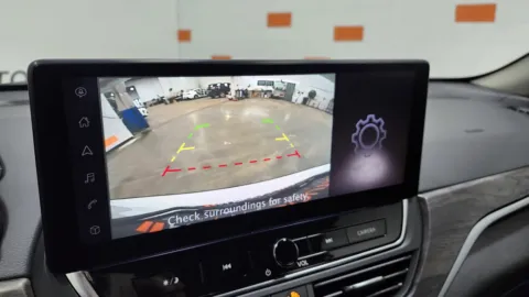 More photos of 2024 Nissan Altima 2.5 SV at Auto Boutique Ohio, OH