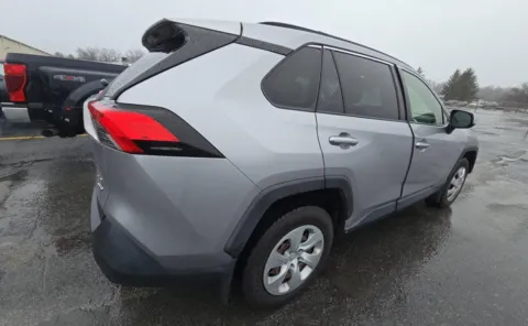 More photos of 2019 Toyota RAV4 LE at Auto Boutique Ohio, OH