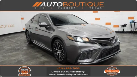 Gray 2021 Toyota Camry SE for sale in Columbus, OH