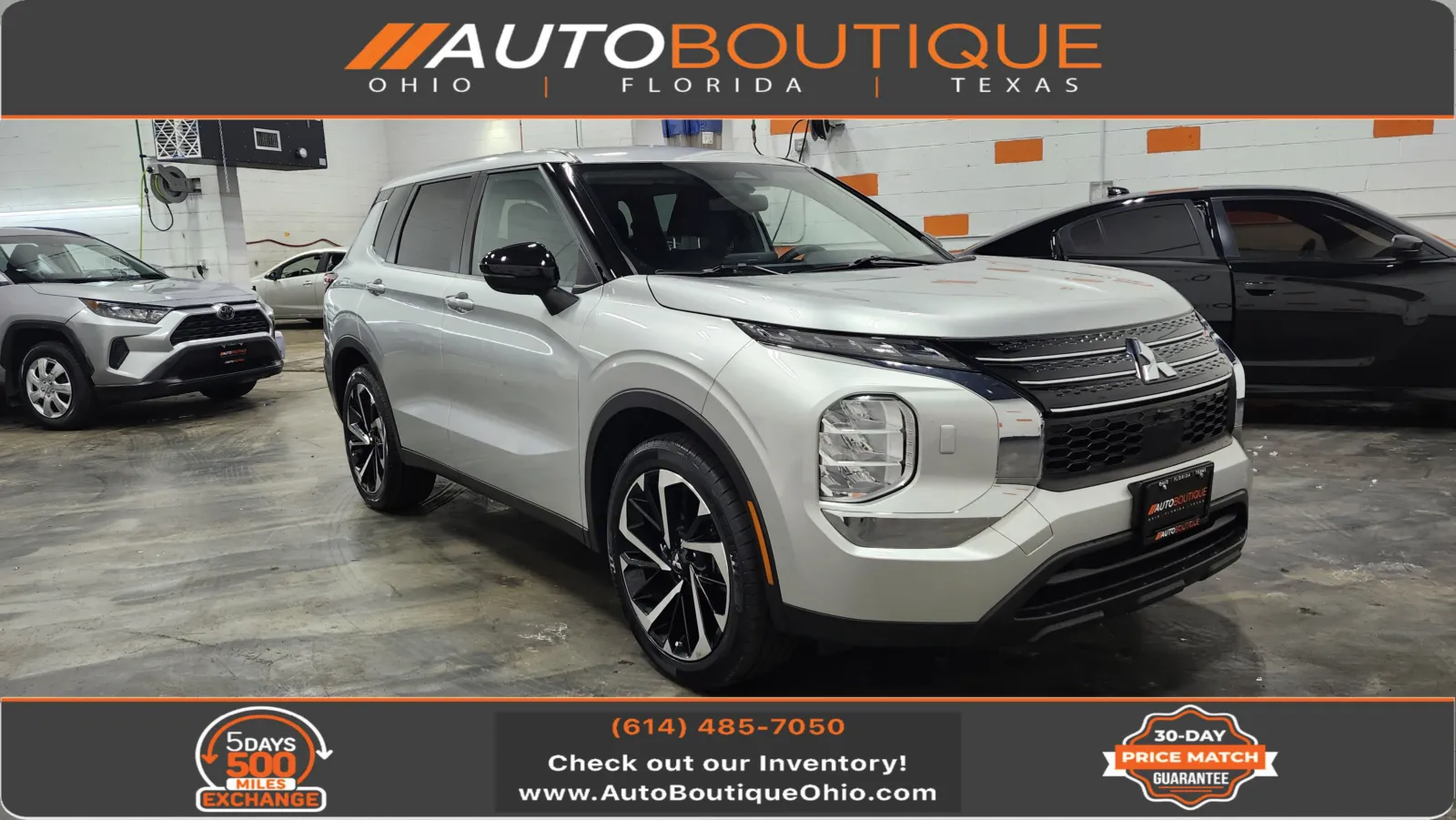 2022 Mitsubishi Outlander ES's photo