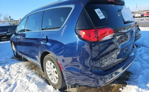 Another view of 2018 Chrysler Pacifica Touring L for sale in Columbus, OH at Auto Boutique Ohio