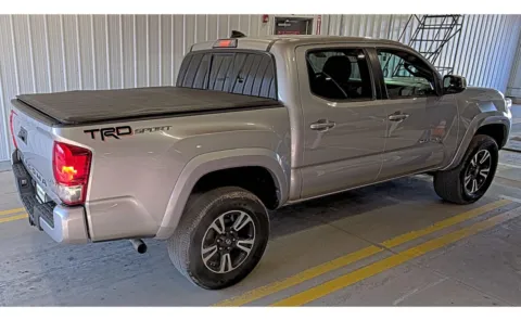 More photos of 2016 Toyota Tacoma TRD Sport at Auto Boutique Ohio, OH