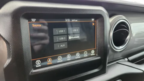 More photos of 2018 Jeep Wrangler Unlimited Sahara at Auto Boutique Ohio, OH