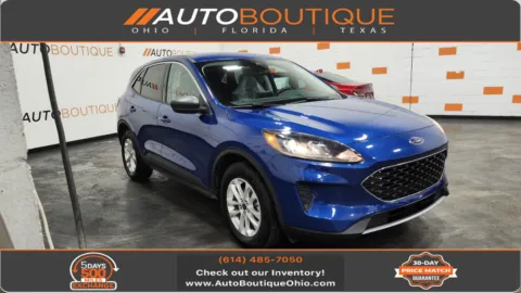 Blue 2022 Ford Escape SE Hybrid for sale in Columbus, OH