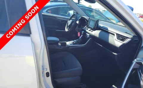 More photos of 2022 Toyota RAV4 Hybrid LE at Auto Boutique Ohio, OH