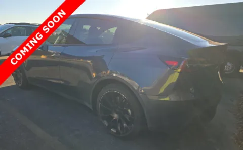 More photos of 2021 Tesla Model Y Long Range at Auto Boutique Ohio, OH