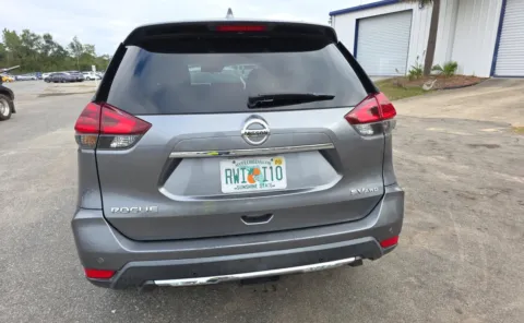 More photos of 2020 Nissan Rogue SV at Auto Boutique Ohio, OH