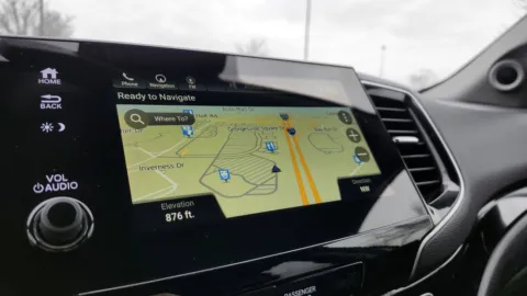 More photos of 2019 Honda Pilot Touring 7-Passenger at Auto Boutique Ohio, OH