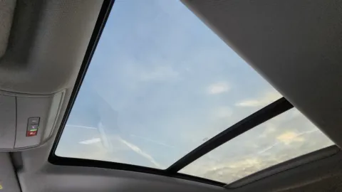 Photos of 2021 Volkswagen Atlas 2.0T SEL for sale in Columbus, OH at Auto Boutique Ohio