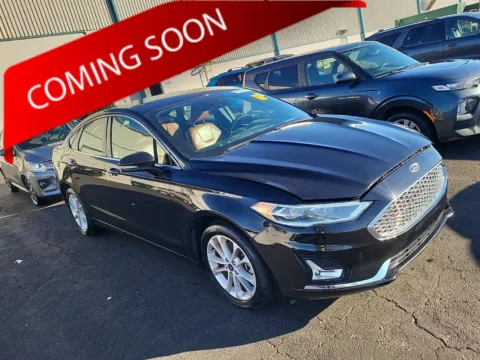 Black 2019 Ford Fusion Energi Titanium for sale in Columbus, OH
