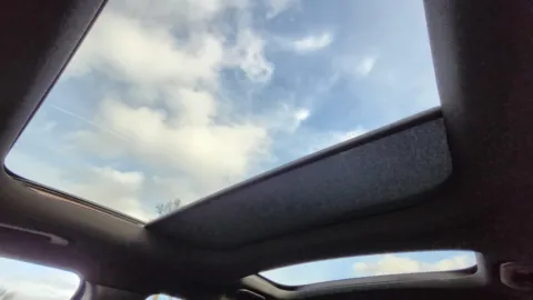 Photos of 2021 Mercedes-Benz GLB 250 for sale in Columbus, OH at Auto Boutique Ohio