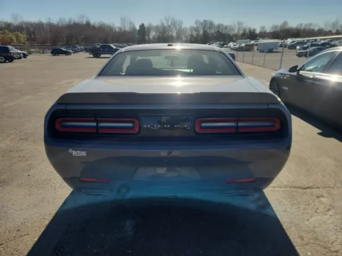 More photos of 2018 Dodge Challenger SXT at Auto Boutique Ohio, OH