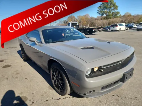 Gray 2018 Dodge Challenger SXT for sale in Columbus, OH