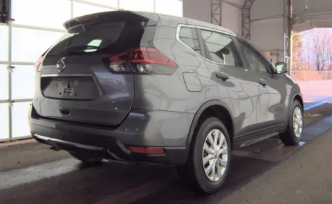 More photos of 2020 Nissan Rogue S at Auto Boutique Ohio, OH