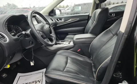 More photos of 2019 INFINITI QX60 LUXE at Auto Boutique Ohio, OH