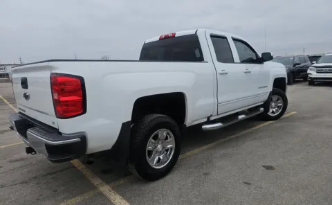 More photos of 2018 Chevrolet Silverado 1500 LT at Auto Boutique Ohio, OH